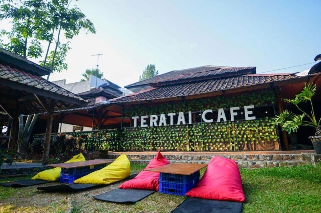 Taman Sari Hotel Dan Resort Sukabumi Exterior foto