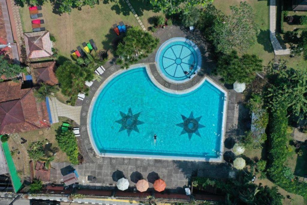 Taman Sari Hotel Dan Resort Sukabumi Exterior foto